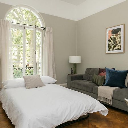 Chic 1 Bedroom Apartment In Bloomsbury, Sleeps 4 Londra Esterno foto