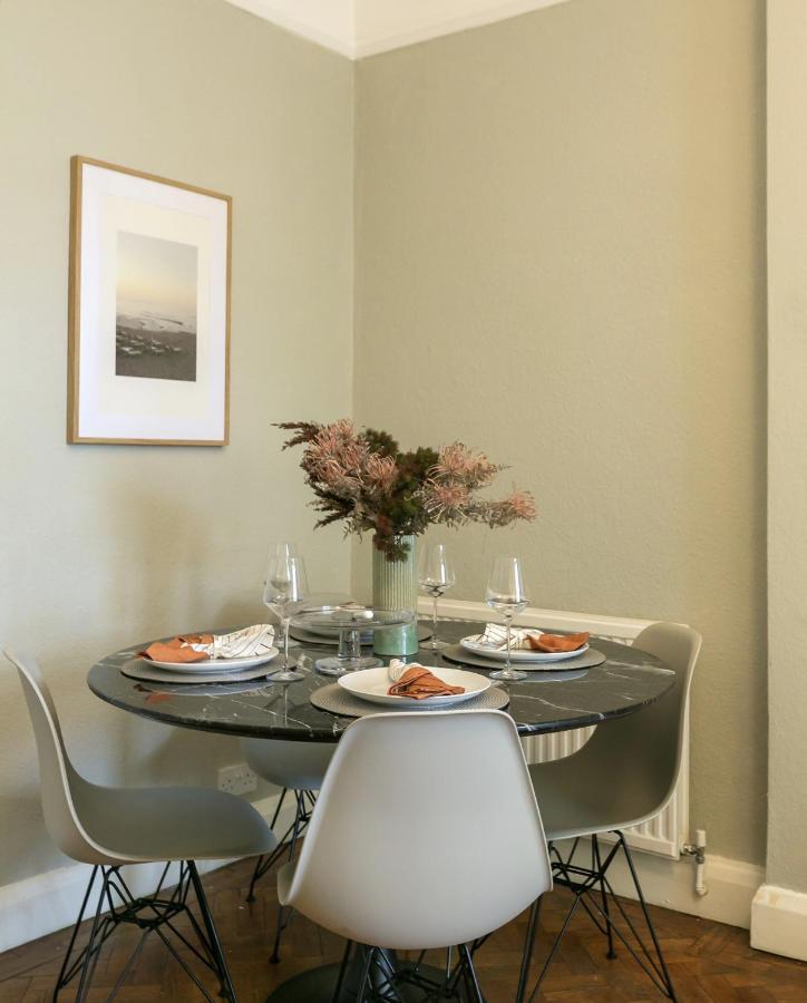 Chic 1 Bedroom Apartment In Bloomsbury, Sleeps 4 Londra Esterno foto