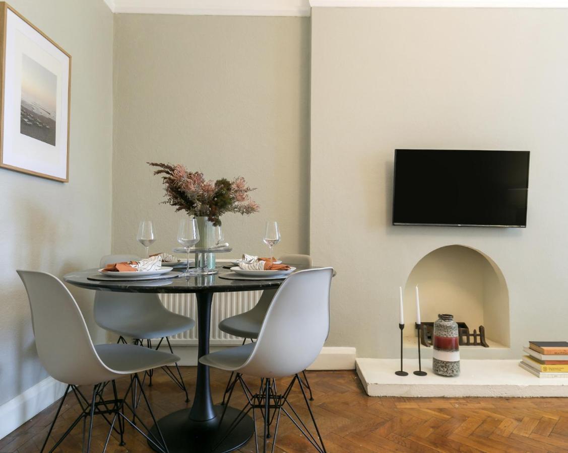 Chic 1 Bedroom Apartment In Bloomsbury, Sleeps 4 Londra Esterno foto